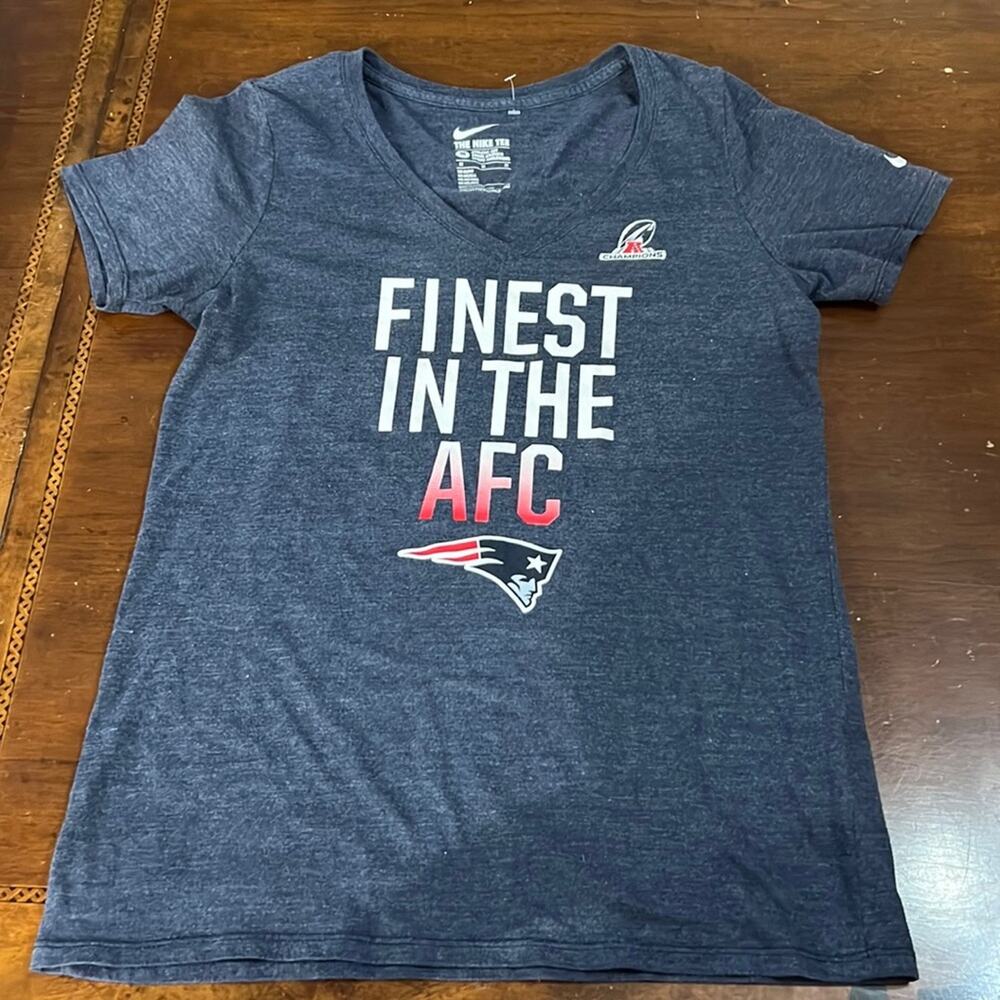 Nike Tee New England Patriots Tshirt Women's M